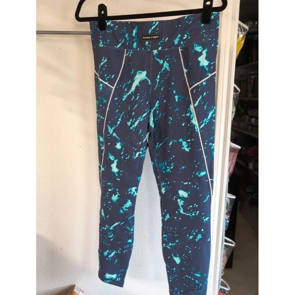 Savage x Fenty leggings